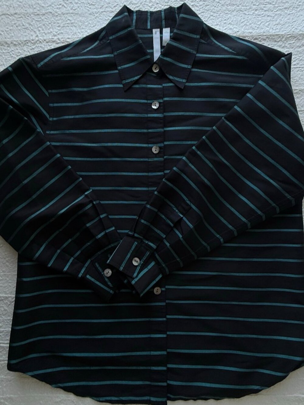 100% Silk Striped Blouse Black Teal Button-Down Sz M Women's
